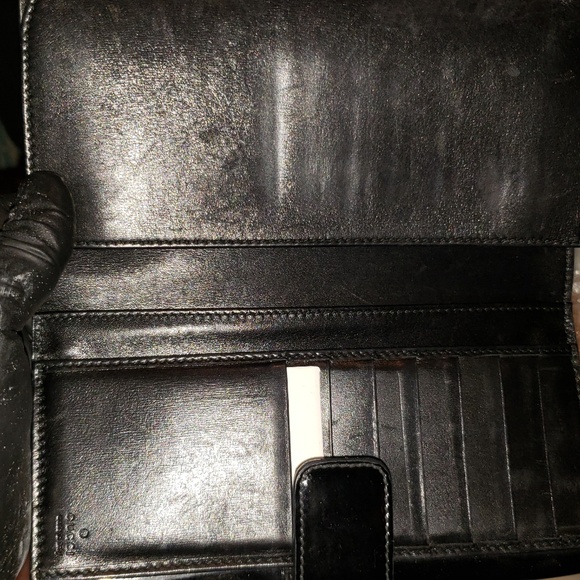 Black bowtie Gucci clutch - Picture 2 of 6